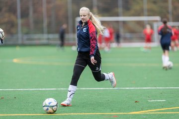 Bild 39 - wCJ VfL Pinneberg - Eimsbuettler TV : Ergebnis: 0:3